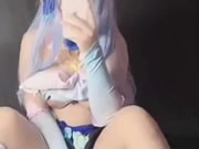 可愛小蘿莉妹妹一邊自拍一邊玩騷穴